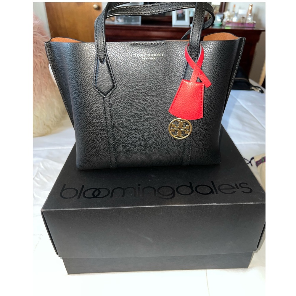 🖤 Tory Burch Perry Small Triple Compartment Tote - Black 👜